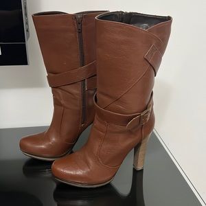 Woman’s Boots.